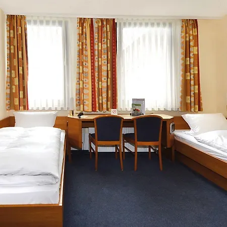 Seligweiler & Restaurant Hotel 3*