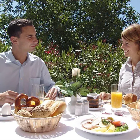 Seligweiler & Restaurant Hotel 3*